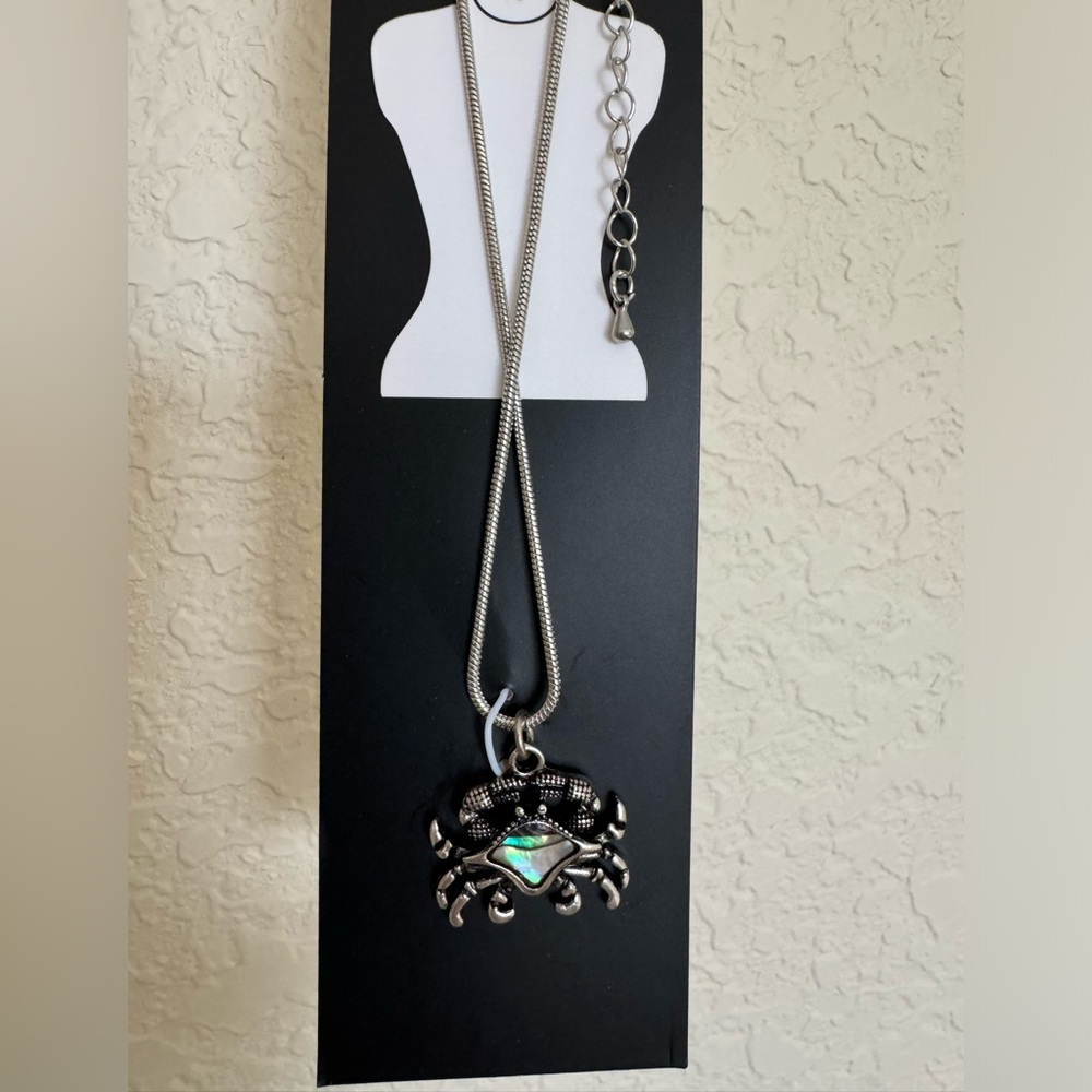 Sea Crab Necklace,16”🦋